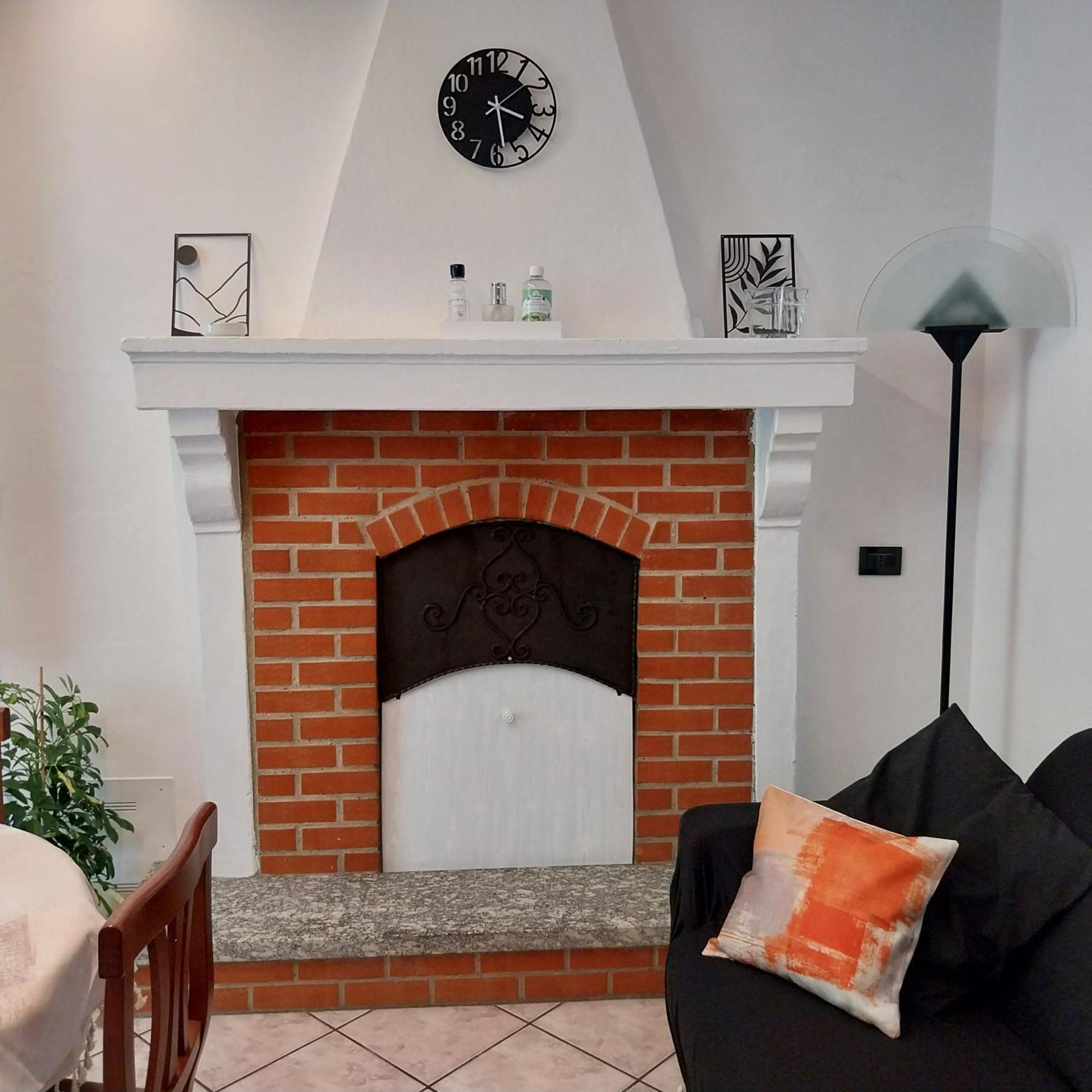 Casa Peppo Apartman Lezzeno Kültér fotó