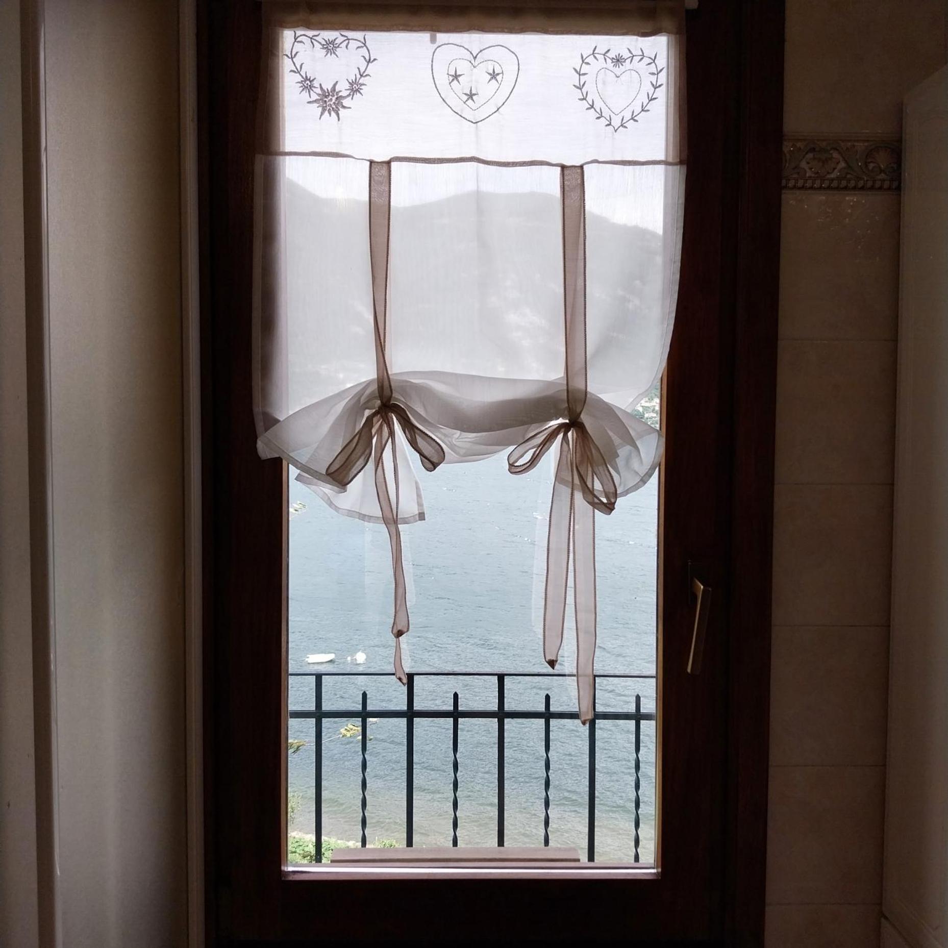 Casa Peppo Apartman Lezzeno Kültér fotó